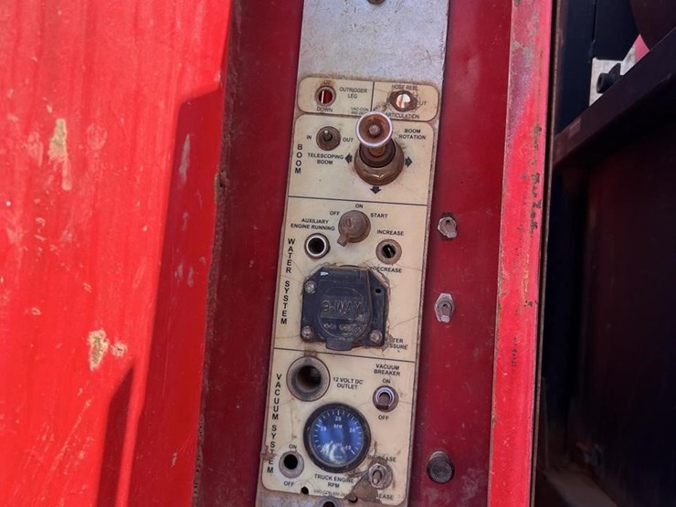 2006-international-workstar-7600-image-63