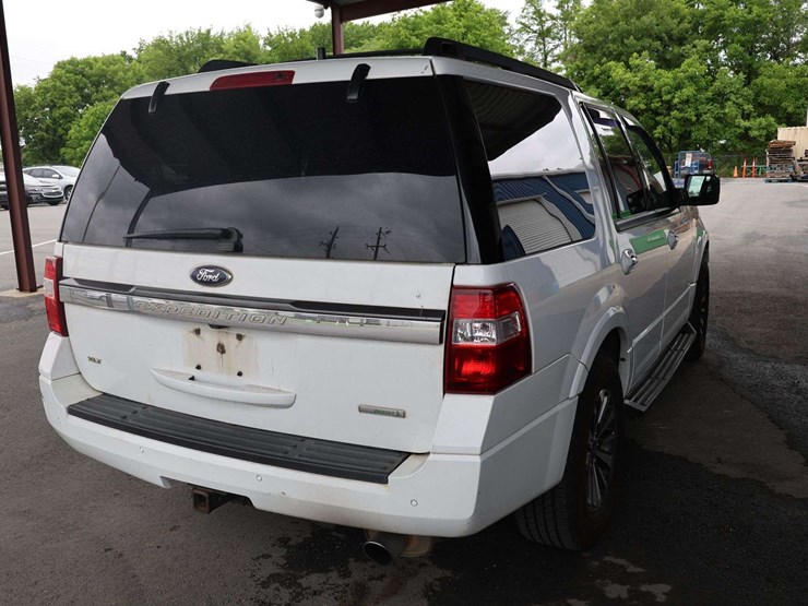 2015-ford-expedition-image-6