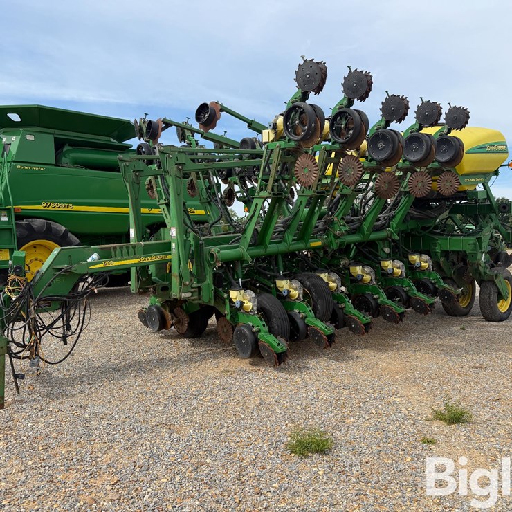 2009 JOHN DEERE 1790