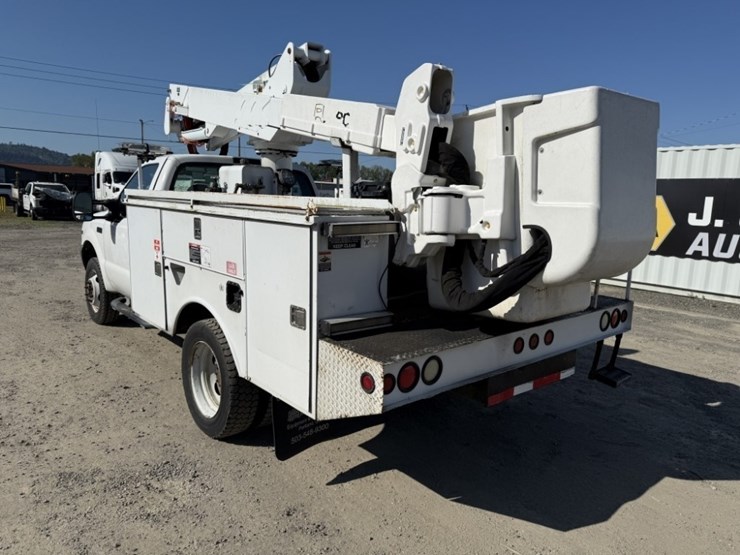 2004-ford-f550-sd-image-6