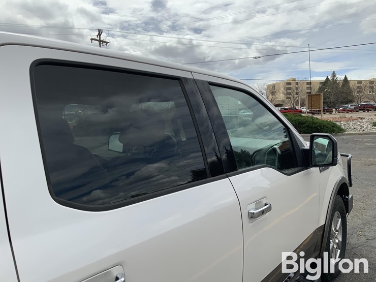 2019-ford-f150-lariat-image-11