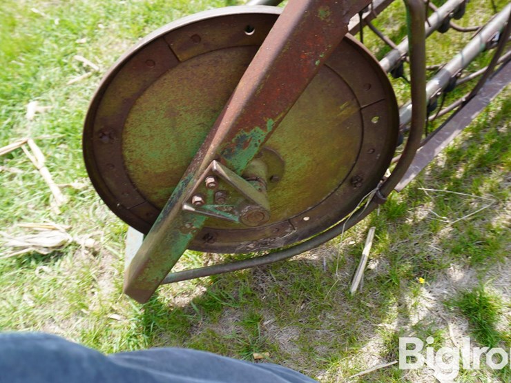 john-deere-896-image-12