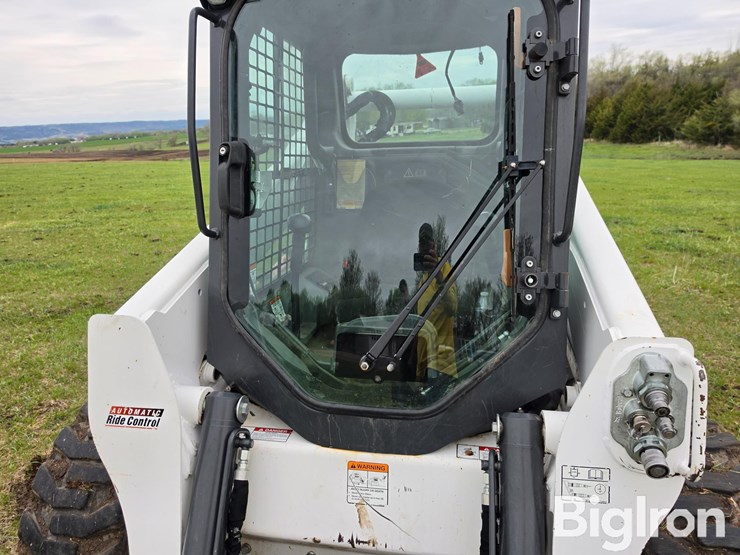 2022-bobcat-s740-image-15