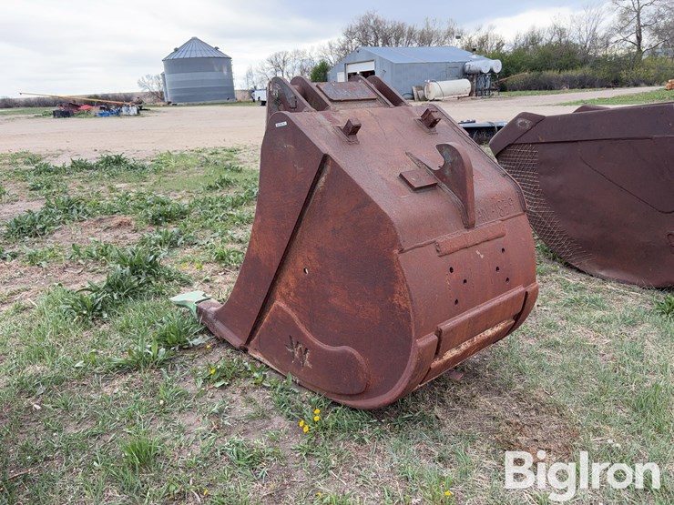 excavator-bucket-image-7