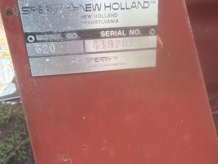 new-holland-520-image-15