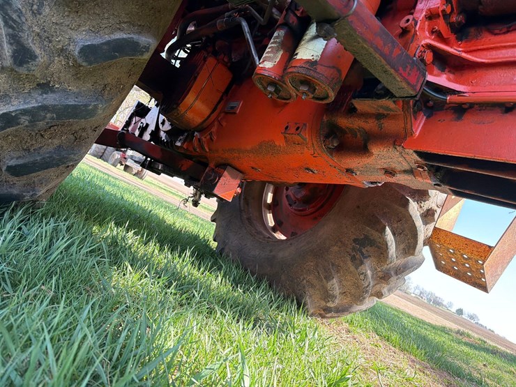 case-agri-king-970-tractor-image-24