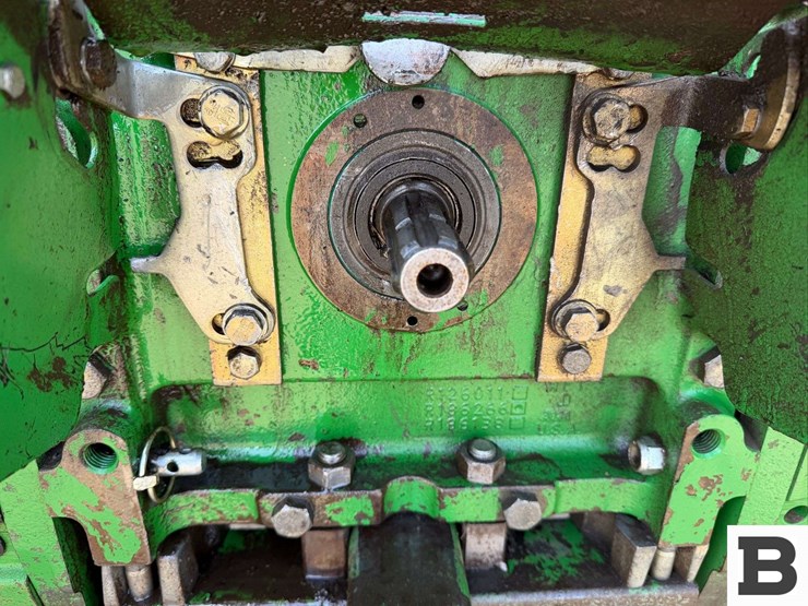 2003-john-deere-7520-image-18