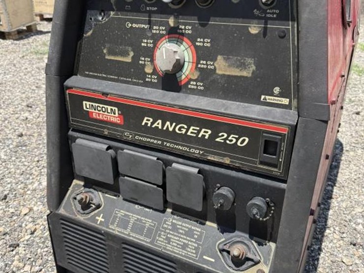 lincoln-electric-ranger-250-image-2