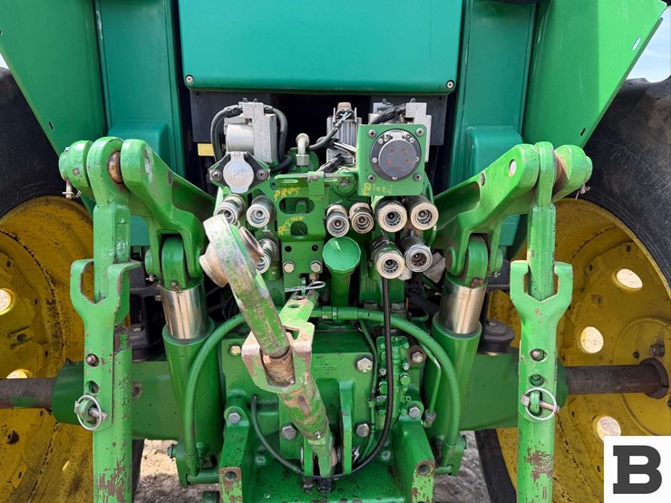 2003-john-deere-7520-image-16