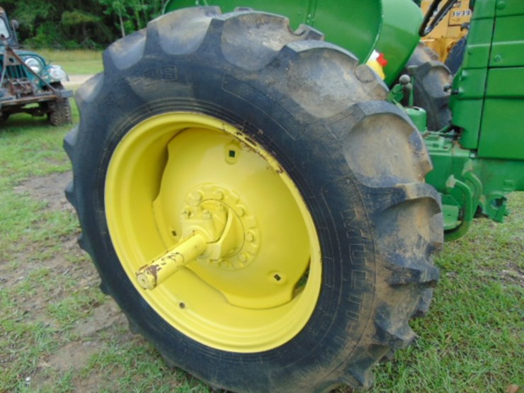 john-deere-420-image-9