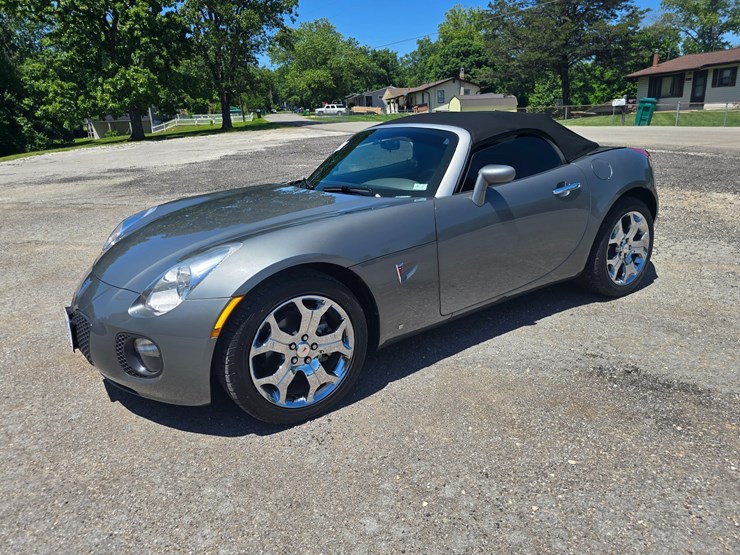 #24025-•-2007-pontiac-solstice-gxp-convertible-image-4