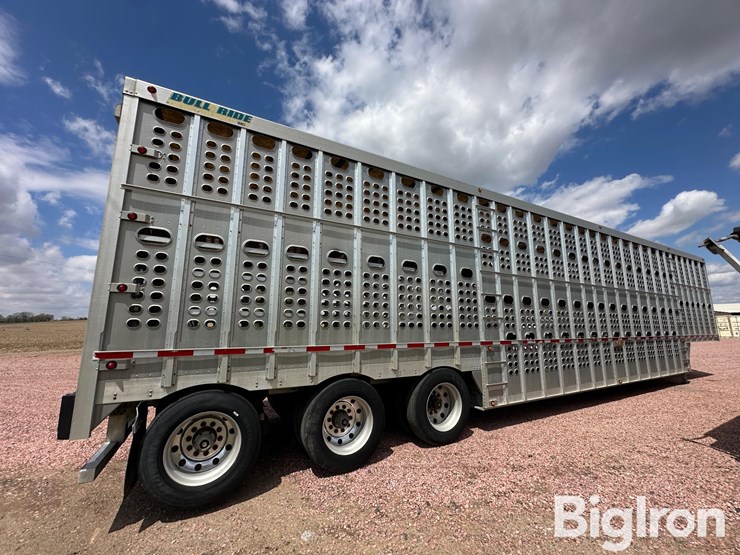 2012-eby-livestock-trailer-image-4
