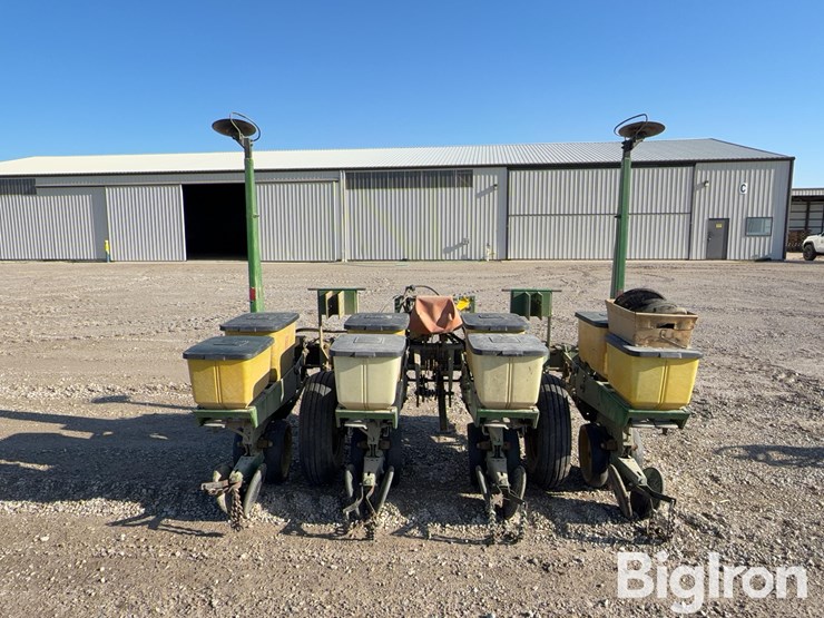 john-deere-7100-image-6