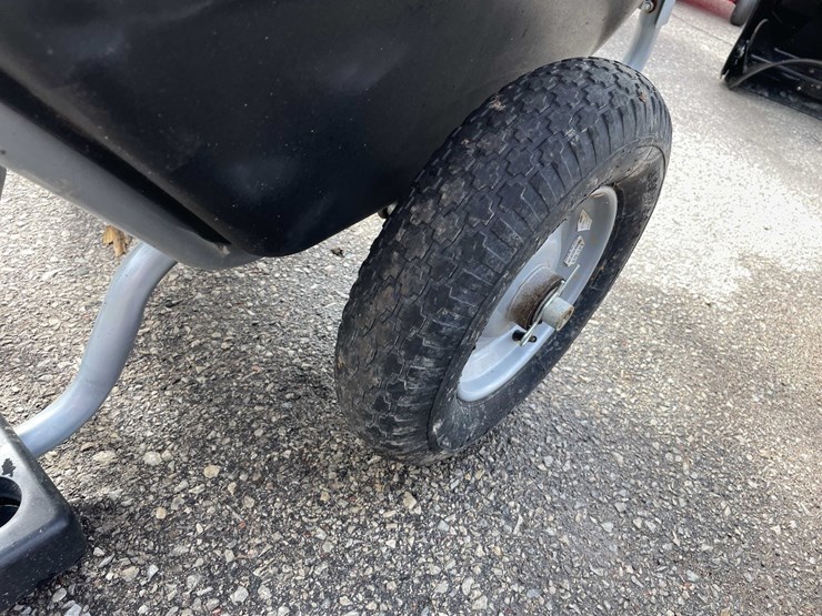 #9059-•-wheelbarrow-(o3)-image-6
