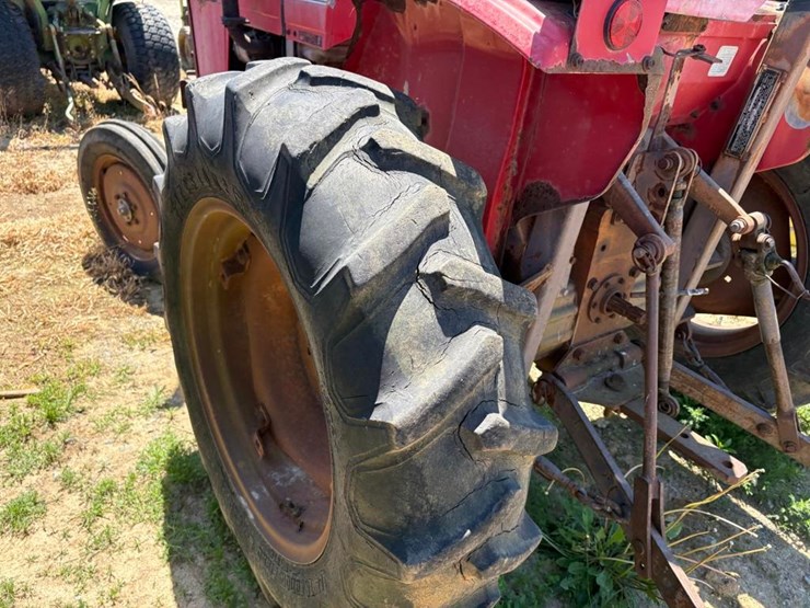 massey-ferguson-1030-image-9