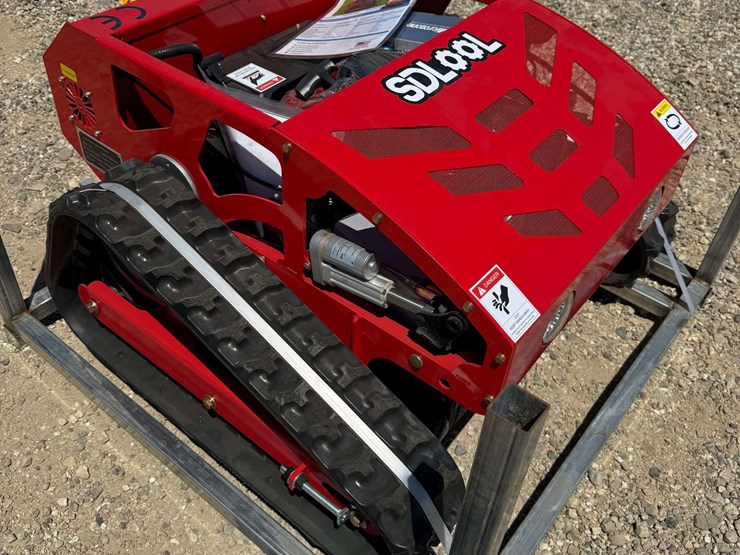 sl-750-all-terrain-remote-controlled-weed-and-brush-mower-(new/unused)-image-3