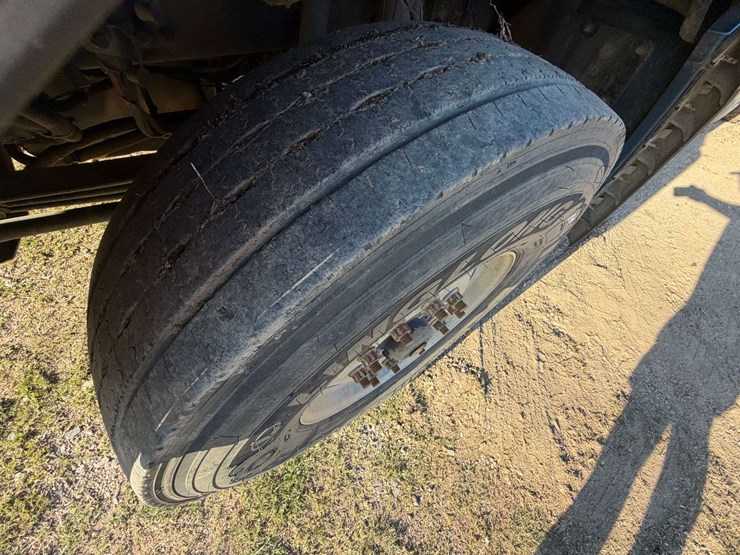 2016-kenworth-t880-image-7