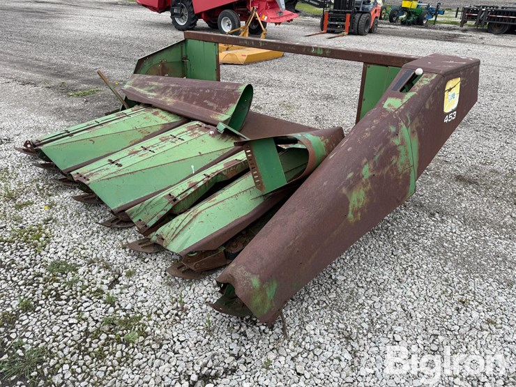 john-deere-453-image-1