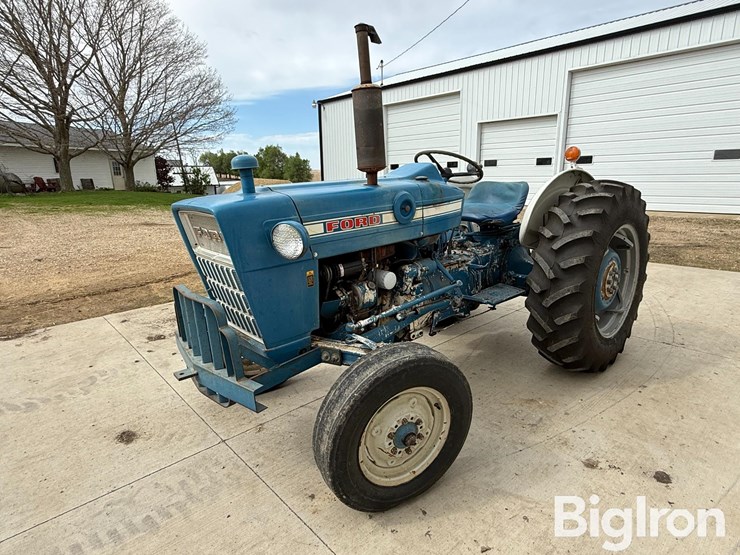 1970-ford-3000-image-1