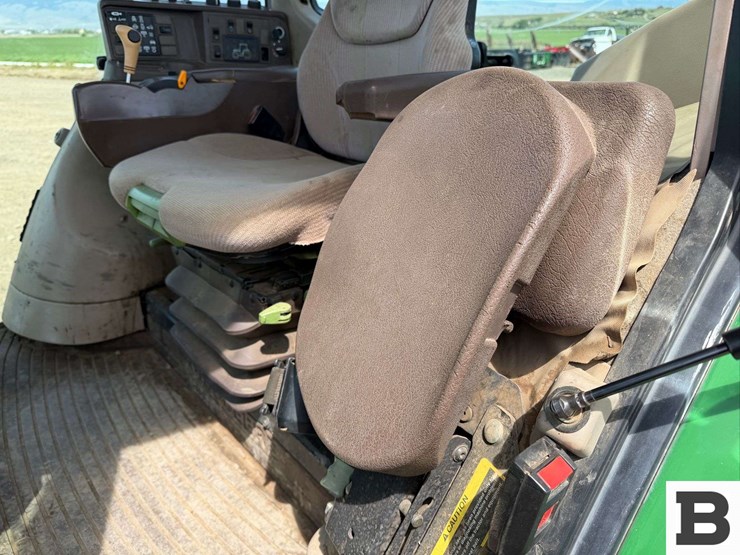 2003-john-deere-7520-image-30
