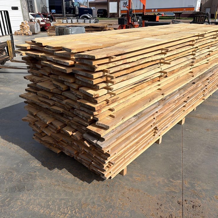Rough Saw Pine Lumber