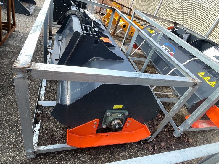 #9030-•-unused-wig-72"-bi-directional-skid-steer-rototiller-(o12)-image-6