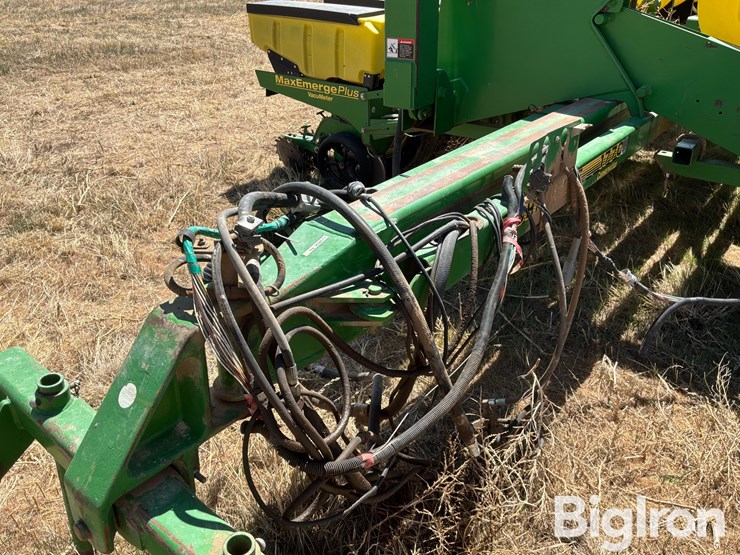 john-deere-1770-image-11