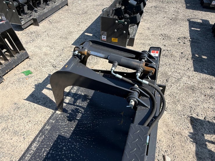 #2045-•-unused-jct-skid-steer-grapple-bucket-inv#-47071-image-7