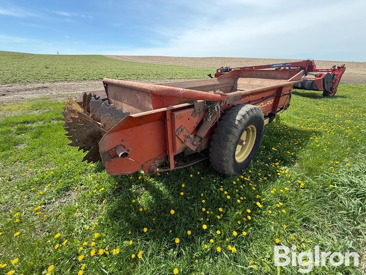 new-holland-519-image-5