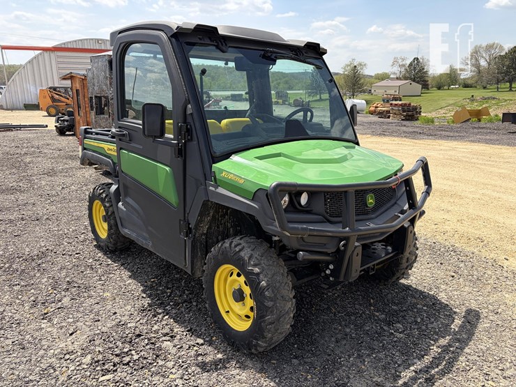 john-deere-gator-xuv-835m-image-4
