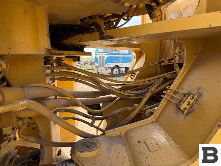 caterpillar-980c-image-37