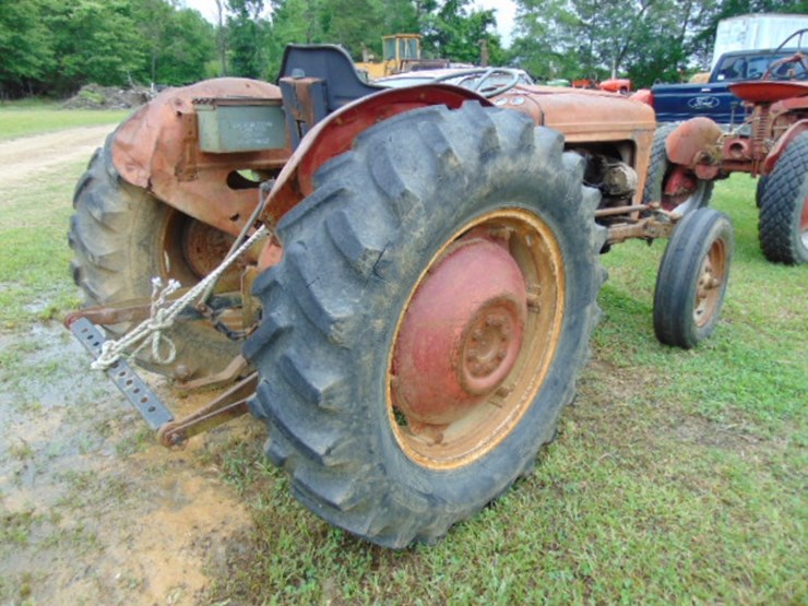 massey-ferguson-to35-image-3