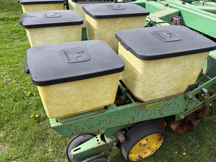 john-deere-7000-image-8