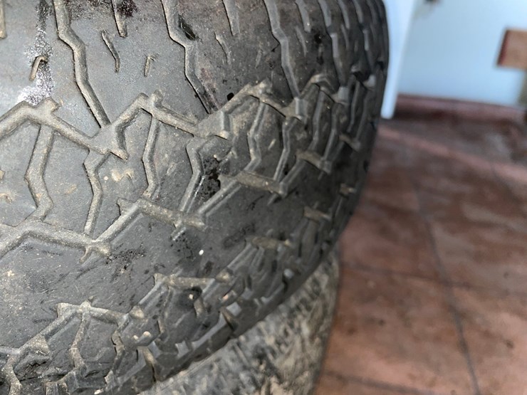 #7053-•-tires-image-6