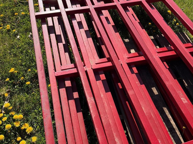 5-14ft-livestock-gates-image-7