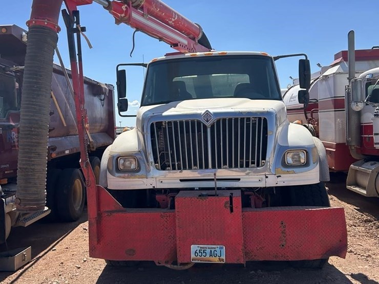 2006-international-workstar-7600-image-2