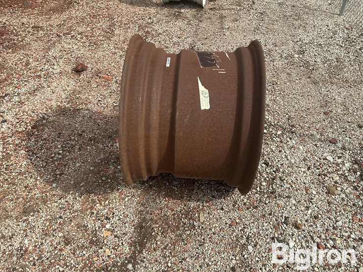20-x-26-case-2wd-combine-rear-wheel-image-8