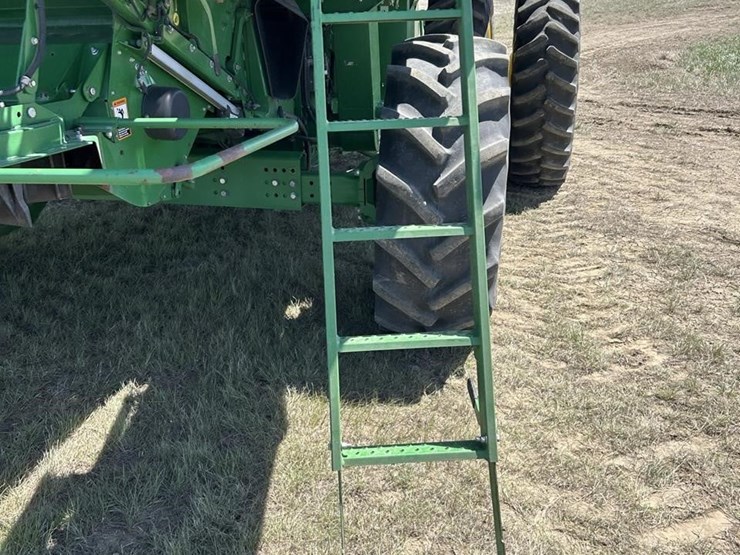 2016-john-deere-s680-image-104