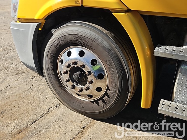 2019-freightliner-cascadia-image-14