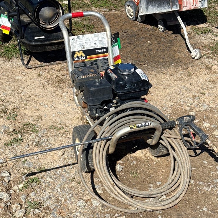 MI-T-M PRESSURE WASHER