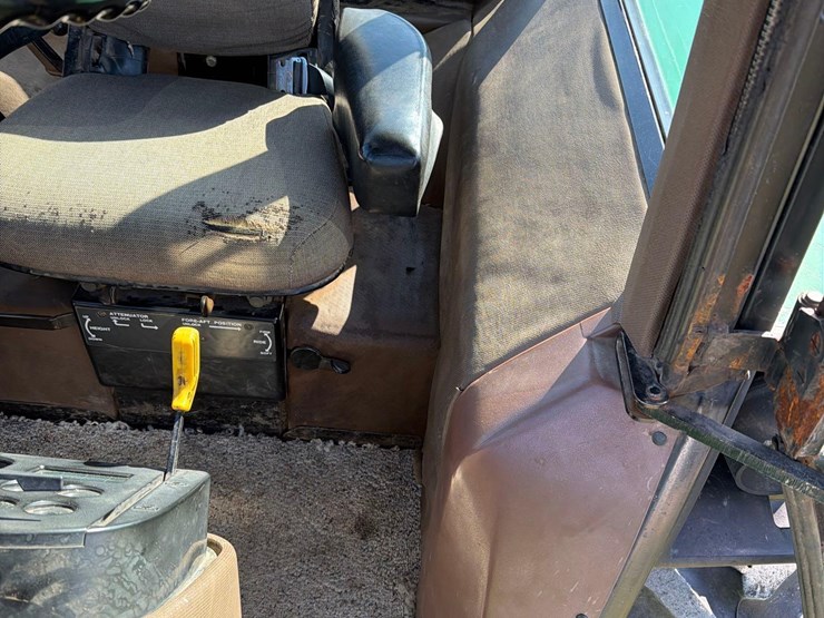 john-deere-4650-image-31