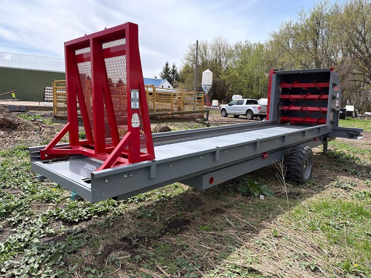 2024-hatfield-eco-lift-hmi-bedding-trailer-image-3