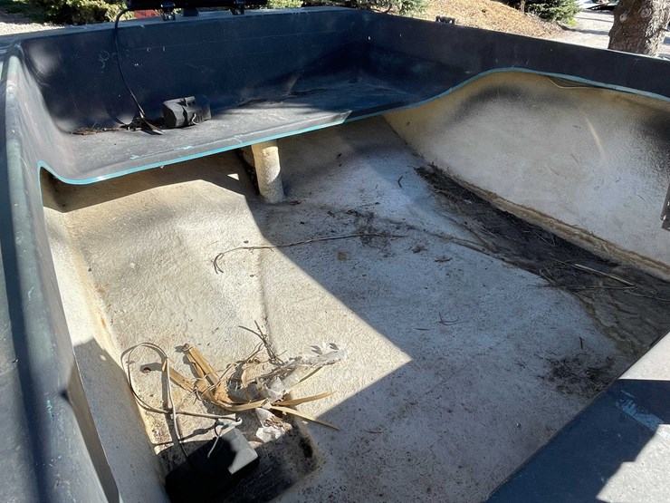 #6932-•-camouflage-duck-boat-with-trailer-image-10