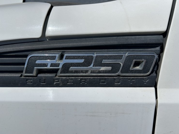 2013-ford-f250-sd-image-10