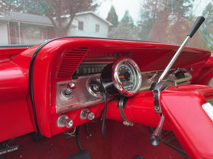 1961-chevrolet-impala-image-28