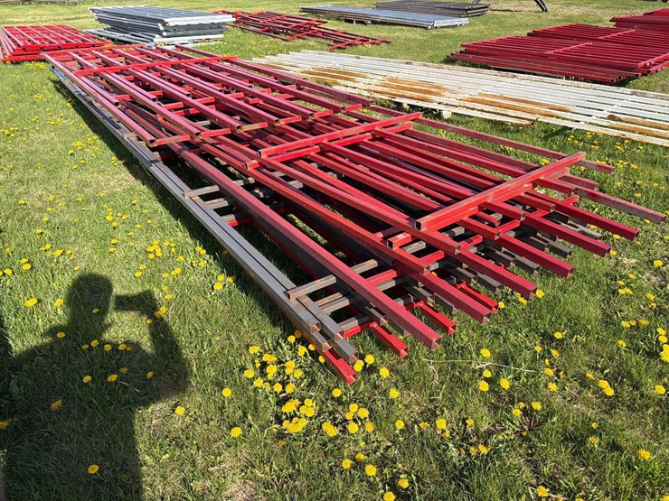 approx-10-sections-of-fencing-image-2