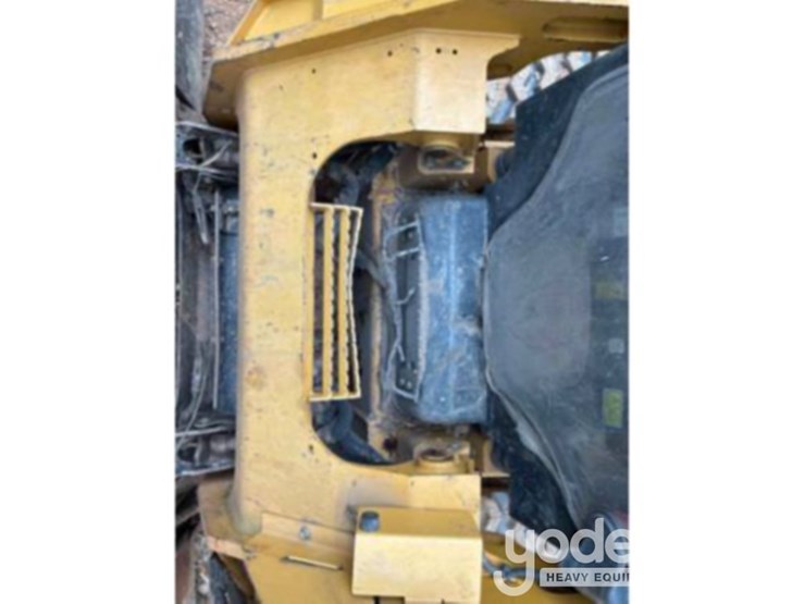2021-caterpillar-299d3-xe-image-11