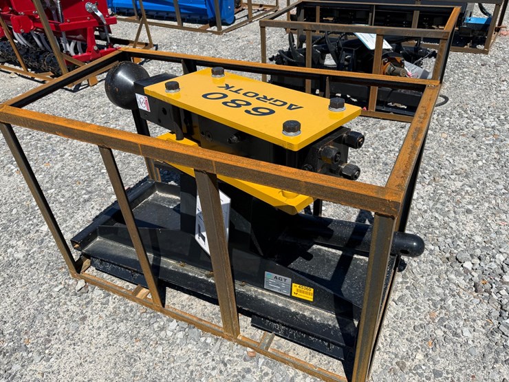 #45360-•-unused-agt-sshh680-skid-steer-breaker-sshh68026020502a-image-1