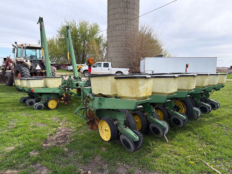 john-deere-7000-image-2