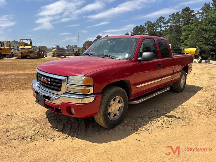2004-gmc-sierra-1500-image-6